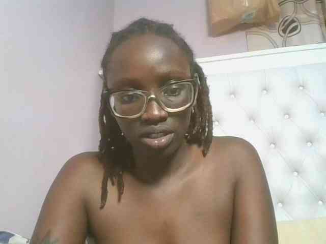 SweetAryy webcam
