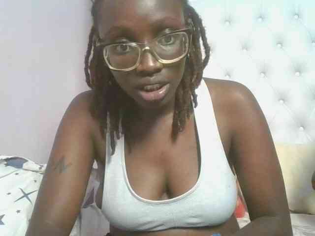 SweetAryy webcam