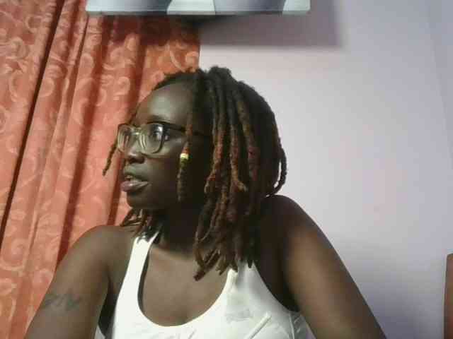 SweetAryy webcam