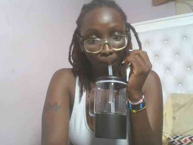 SweetAryy webcam