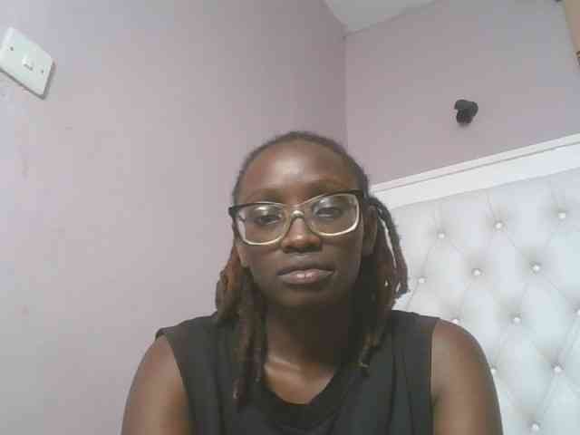 SweetAryy webcam