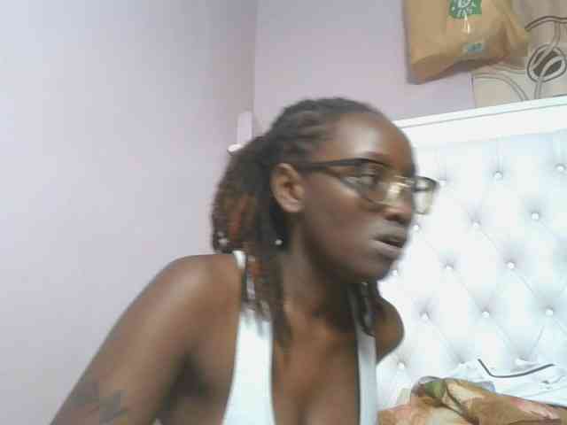 SweetAryy webcam