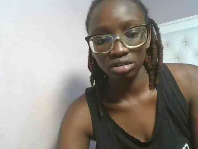 SweetAryy webcam