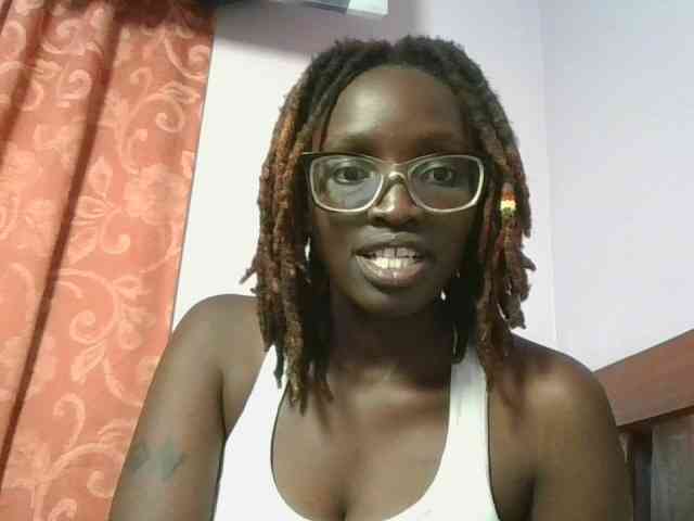 SweetAryy webcam