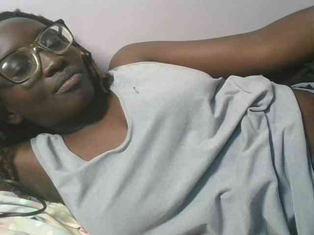SweetAryy webcam