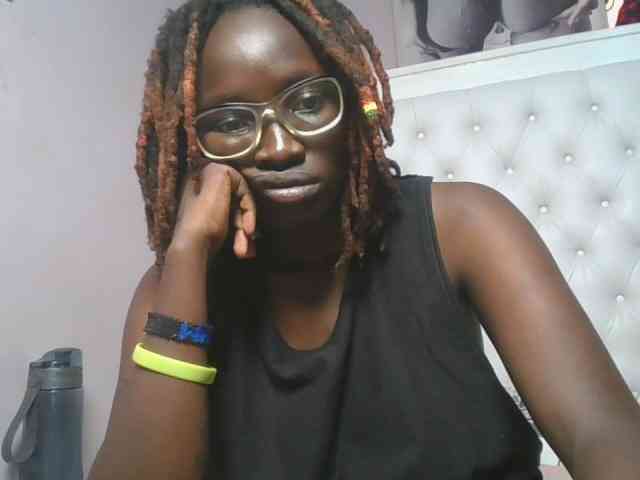 SweetAryy webcam