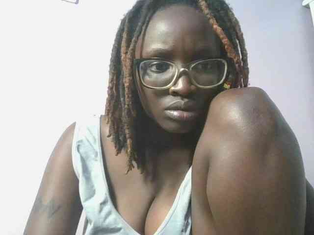 SweetAryy webcam