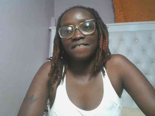 SweetAryy webcam