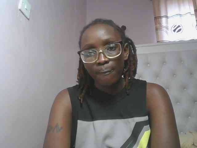 SweetAryy webcam