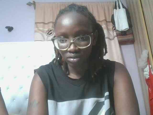 SweetAryy webcam