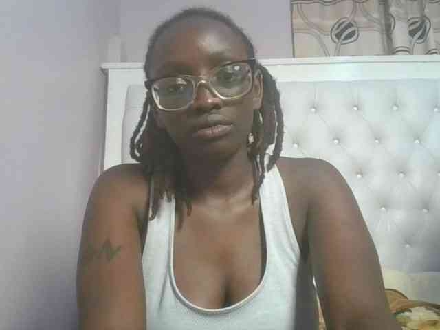 SweetAryy webcam