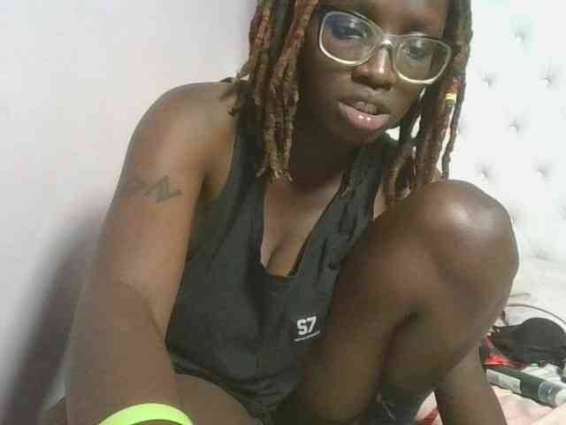 SweetAryy webcam