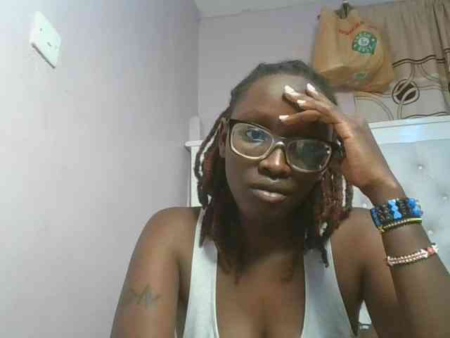 SweetAryy webcam