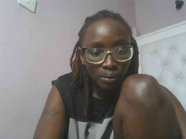 SweetAryy webcam