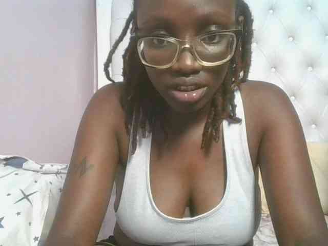 SweetAryy webcam