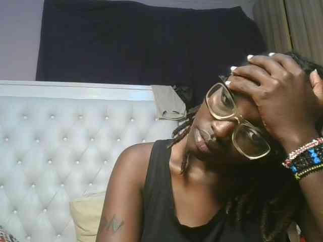 SweetAryy webcam