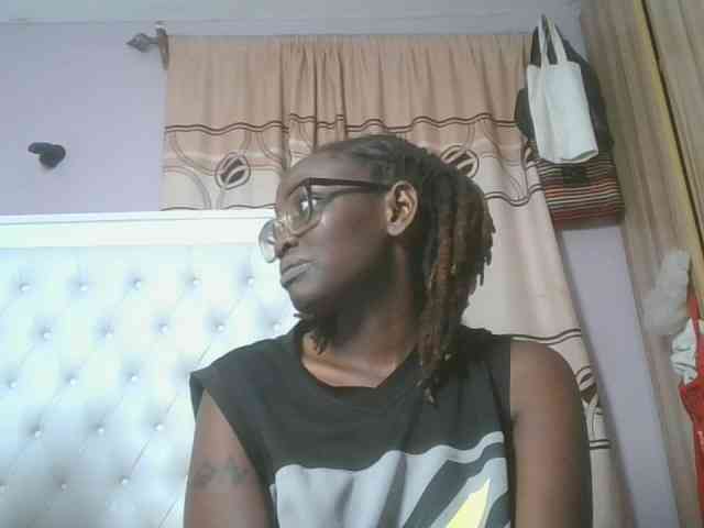 SweetAryy webcam