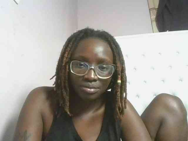 SweetAryy webcam