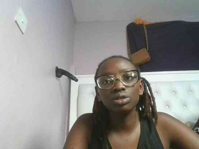 SweetAryy webcam