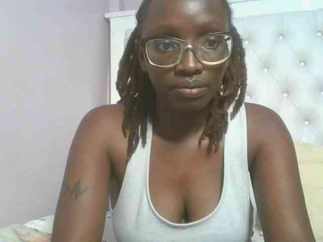 SweetAryy webcam