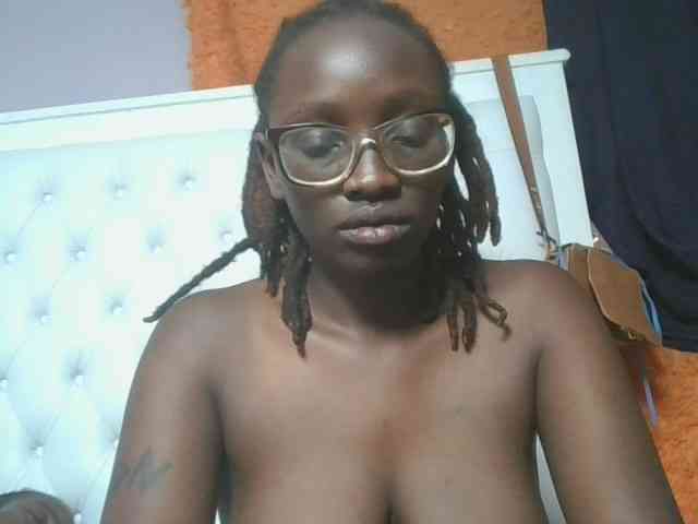 SweetAryy webcam