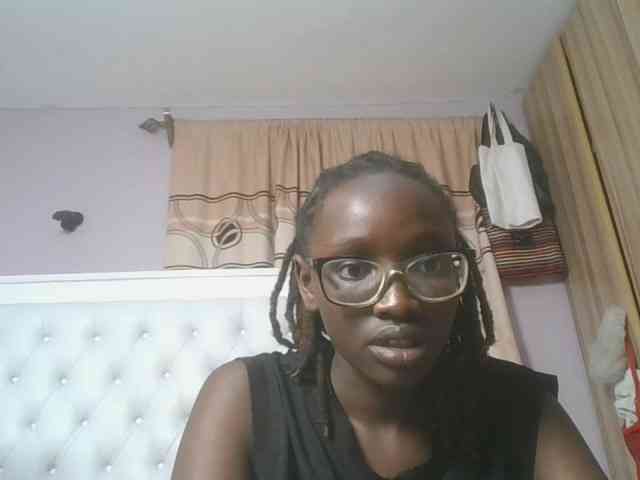 SweetAryy webcam