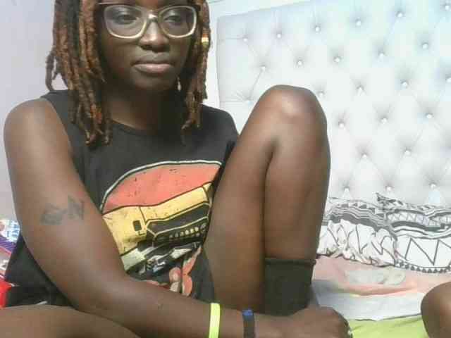 SweetAryy webcam