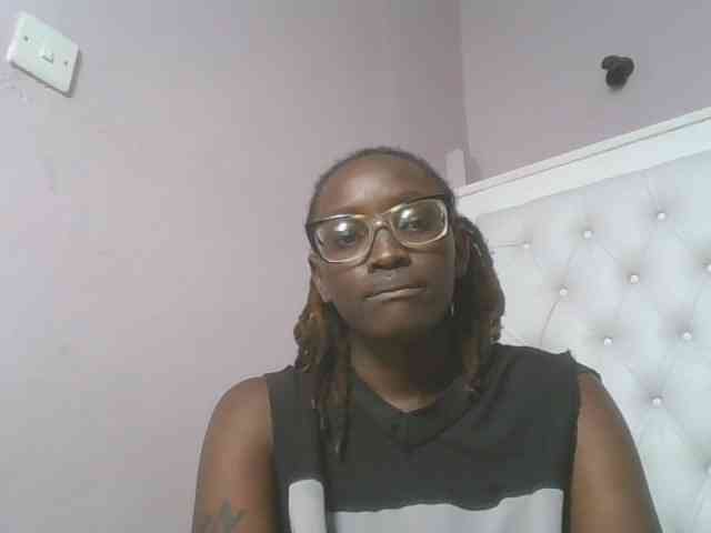 SweetAryy webcam