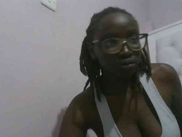 SweetAryy webcam