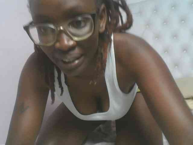 SweetAryy webcam