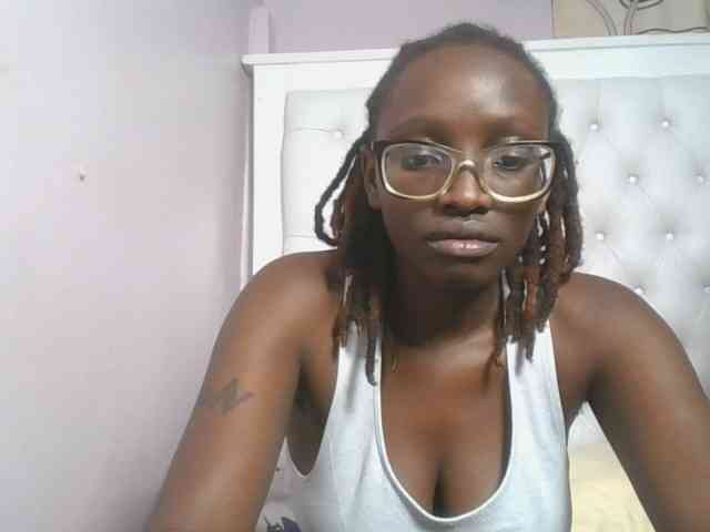 SweetAryy webcam