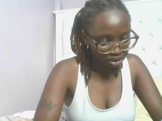 SweetAryy webcam