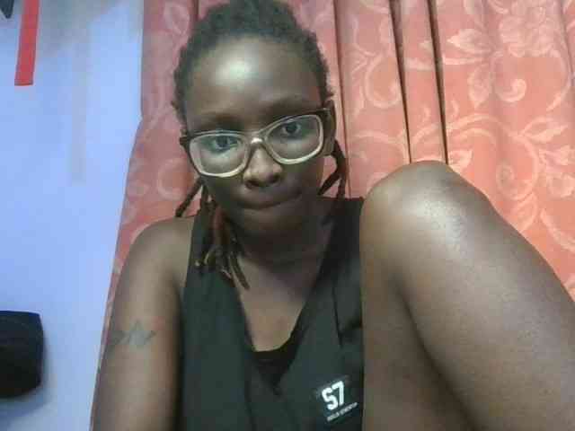 SweetAryy Live Webcam on BongaCams