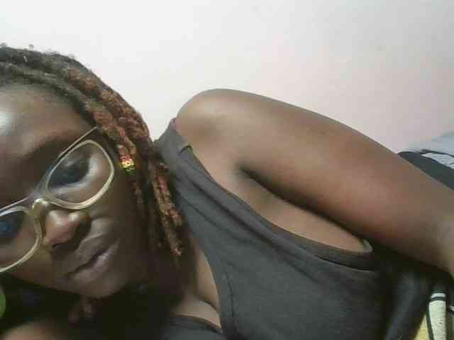 SweetAryy webcam