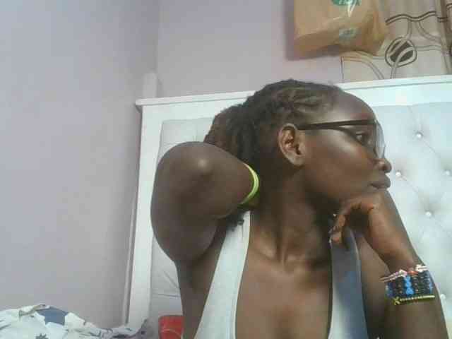 SweetAryy webcam