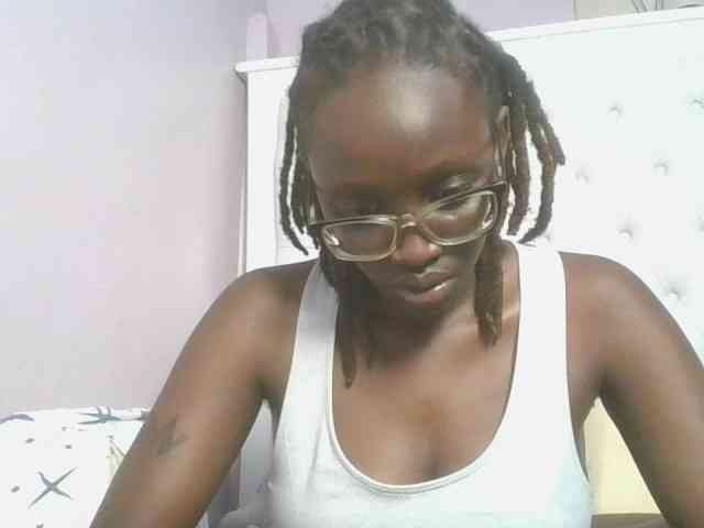 SweetAryy webcam