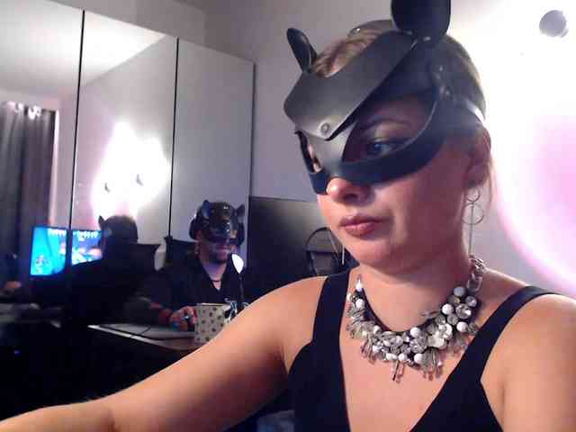 sexysecret69 webcam