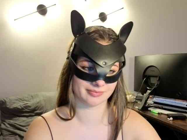 Модель: sexysecret69