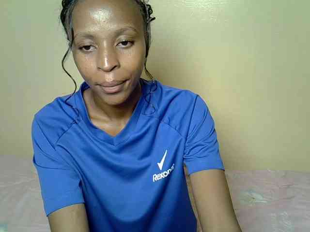 Sweetsinz-1 webcam