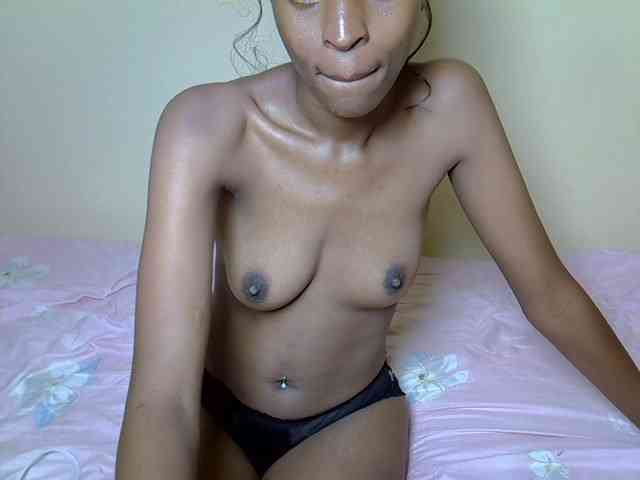 Sweetsinz-1 webcam