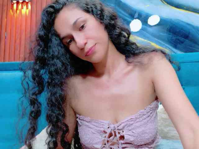 violeta-0426 webcam
