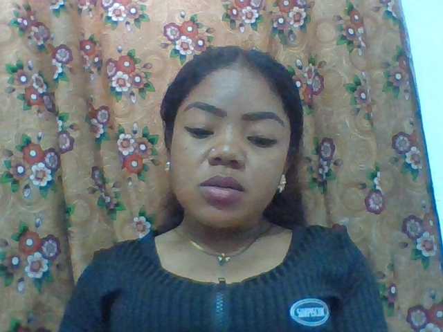 Elyah1a live cam on BongaCams