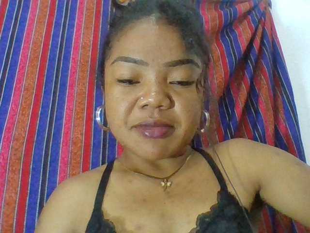 Elyah1a live cam on BongaCams
