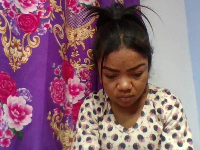 Elyah1a live cam on BongaCams