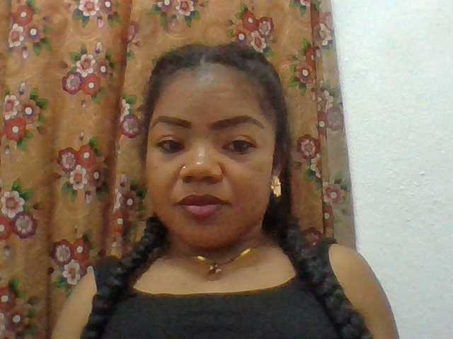 Elyah1a live cam on BongaCams