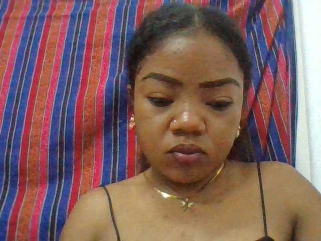 Elyah1a live cam on BongaCams