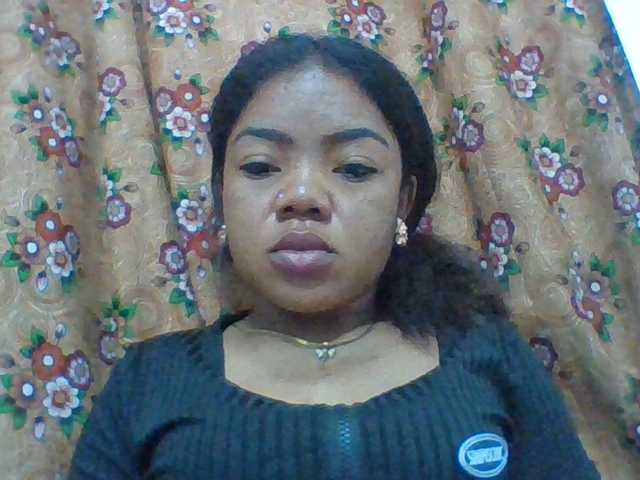 Elyah1a live cam on BongaCams