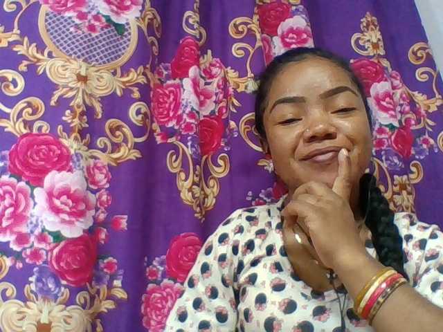 Elyah1a live cam on BongaCams