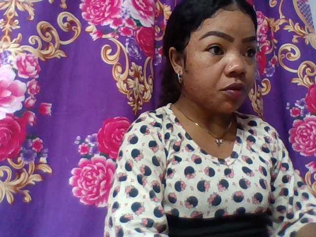 Elyah1a live cam on BongaCams