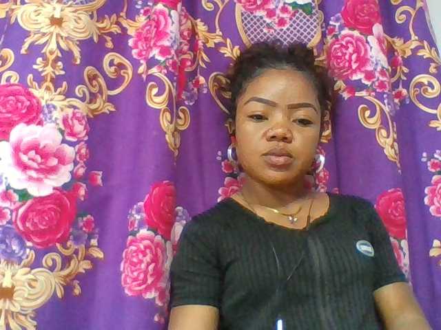 Elyah1a live cam on BongaCams
